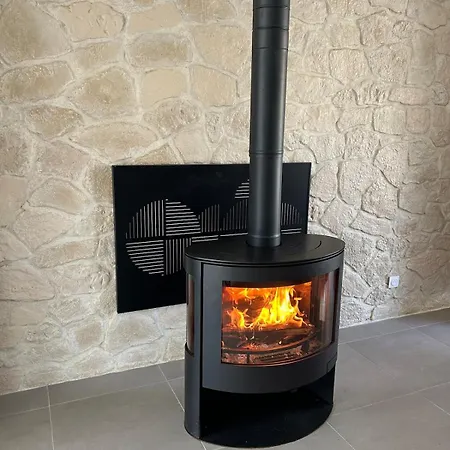 Maison Neuve *
